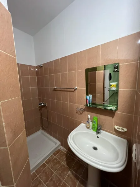 Tirane, shitet apartament 2+1 Kati 6, 78 m² 103.000 € (kombinat)