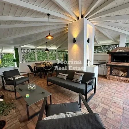 Durres, jepet me qera apartament+verande | Penthouse 3+1 Kati 4, 230 m² 1.000 € (Mali i Robit)