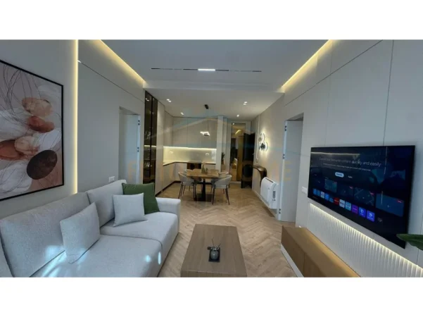 Tirane, jepet me qera apartament 2+1+Ballkon Kati 9, 113 m² 1.800 € (Tirana Garden Building)