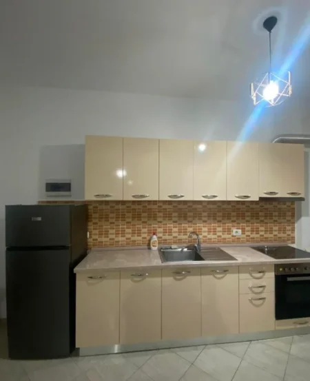 Tirane, shitet apartament 2+1 Kati 6, 68 m² 103.000 € (KOMBINAT)