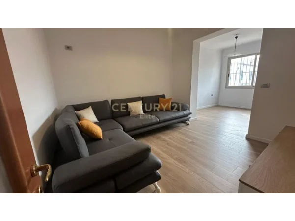 Tirane, jepet me qera apartament 2+1+Aneks+Ballkon Kati 5, 86 m² 750 € (Sheshi Willson)