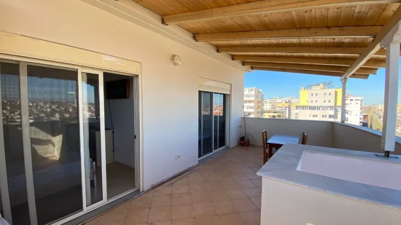 Durres, shitet apartament+verande | Penthouse 2+1+Ballkon Kati 8, 119 m² 125.000 € (pavaresia plazh)