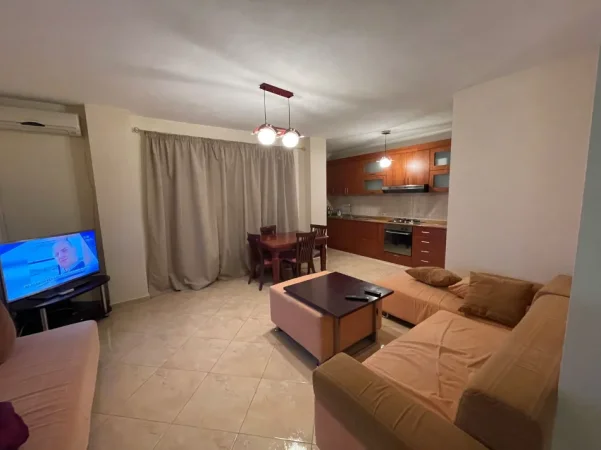 Tirane, jepet me qera apartament 2+1 Kati 4, 115 m² 800 € (RRUGA PETI ,LLIQENI I THATE)