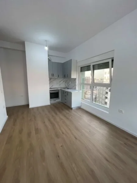 Tirane, jepet me qera apartament 1+1+Ballkon Kati 8, 60 m² 350 € (Rruga Pasho Hysa)