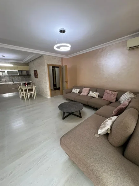 Tirane, shitet apartament 3+1+Aneks+Ballkon Kati 4, 126 m² 219.000 € (Porcelan)