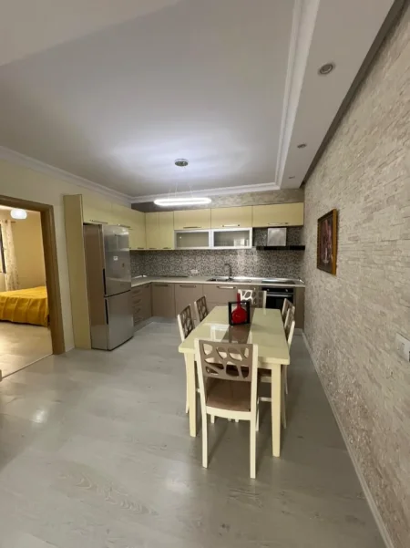 Tirane, shitet apartament 3+1+Aneks+Ballkon Kati 4, 126 m² 219.000 € (Porcelan)