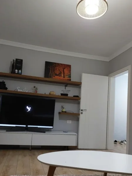 Tirane, shitet apartament 1+1 Kati 6, 54 m² 87.000 € (LAPRAKE)