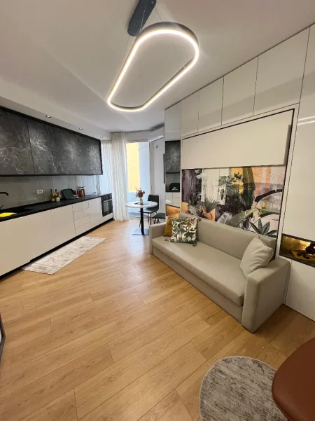 Tirane, shes garsonier 1+1 , 35 m² 83.000 € (Rruga Rrapo Hekali)