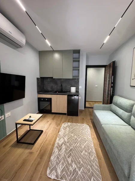 Tirane, shes garsonier 3+1 Kati 4, 84 m² 255.000 € (Mine Peza)