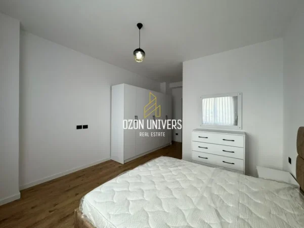 Tirane, jepet me qera apartament 2+1+Ballkon Kati 5, 105 m² 50,000 lekë/muaj (paskuqan)