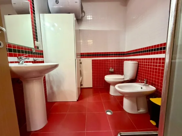 APARTAMENT  1+1 ME QIRA  +PARKIM , 630 € (LIQENI I THATE)