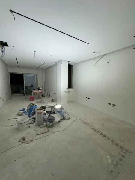 Tirane, jepet me qera zyre Kati 3, 130 m² 2.500 € (AIR ALBANIA)