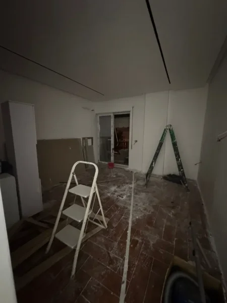 Tirane, jepet me qera zyre Kati 3, 130 m² 2.500 € (AIR ALBANIA)