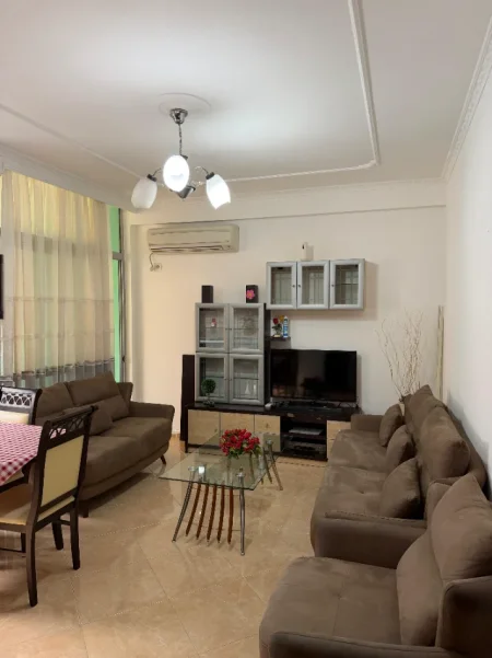 Tirane, jepet me qera apartament 2+1 Kati 3, 100 m² 500 € (Astir)
