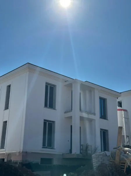 🏡 Shitet Vilë Moderne në rezidencen Montclair, Mjull-Bathore, TEG📍