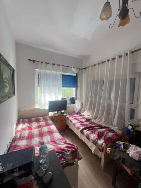 Tirane, shitet apartament 2+1 Kati 2, 83 m² 150.000 € (ALI DEMI)