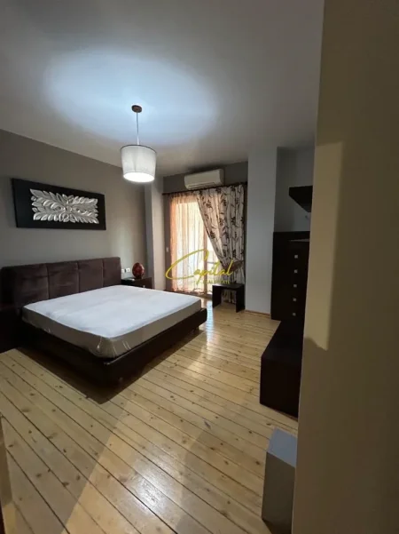 Tirane, shitet apartament 1+1 Kati 6, 77 m² 175.000 € (KOMUNA E PARISIT)