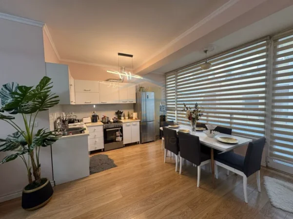 Tirane, shitet apartament 3+1+2 Kati 4, 120 m² 250.000 € (KODRA E DIELLIT)