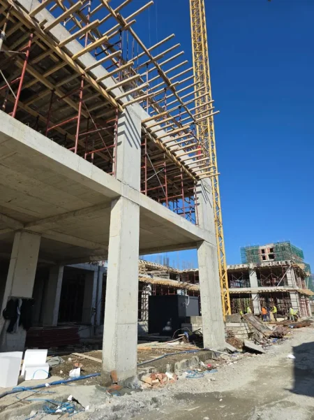 Tirane, shitet apartament 1+1 Kati 6, 53 m² 61.600 € (Paskuqan)