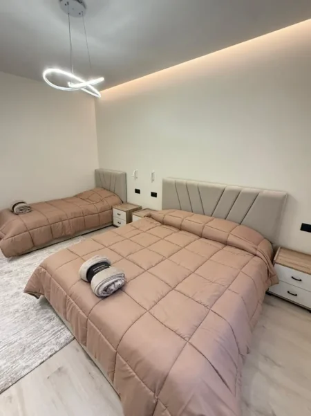 Tirane, jepet me qera apartament 1+1 Kati 3, 70 m² 750 € (LICEU PRANE RTSH)