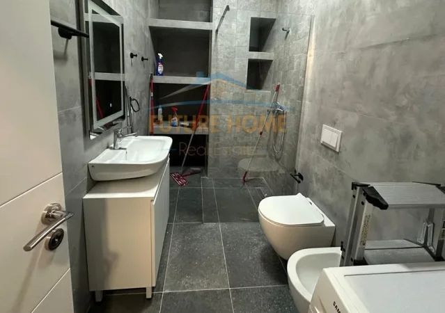Qera, Apartament 1+1,Komuna Parisit, Tirane.