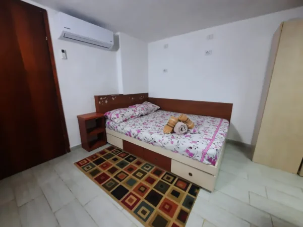 Tirane, jap me qera garsonier 1+1 , 36 m² 310 € (Rruga 5 maji prane qendres tregtare concord)