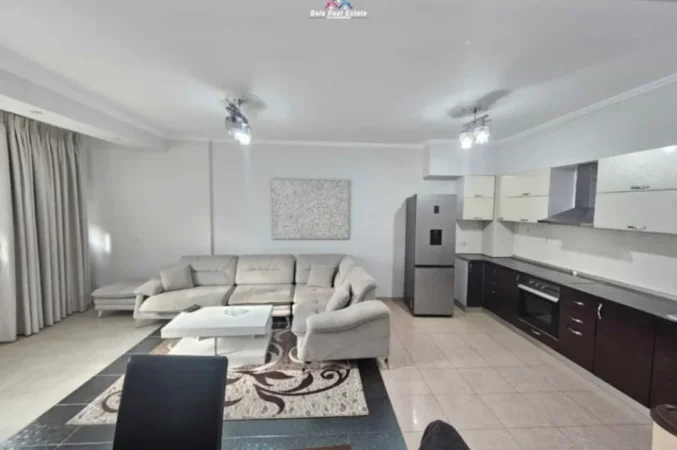 Tirane, jepet me qera apartament 3+1 Kati 3, 140 m² (Rruga Him Kolli)