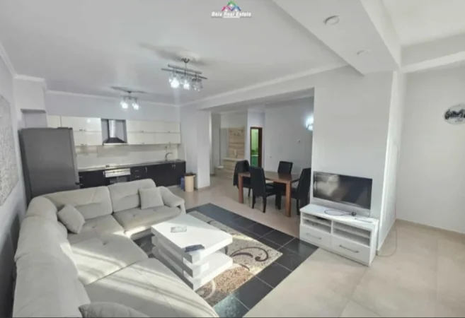 Tirane, jepet me qera apartament 3+1 Kati 3, 140 m² (Rruga Him Kolli)