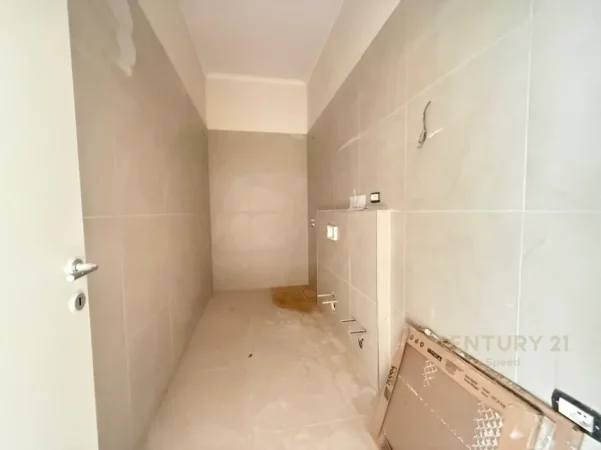 Tirane, shitet apartament Kati 0, 106 m² 127.200 € (Fresk)