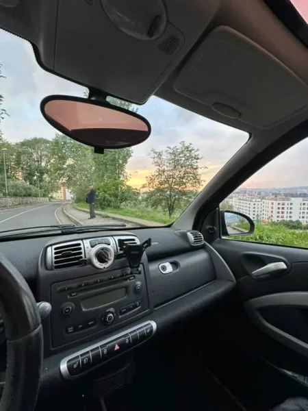 Tirane, shitet makine Smart Benzin, e zeze automatik Kondicioner 100.020 km 3.300 €