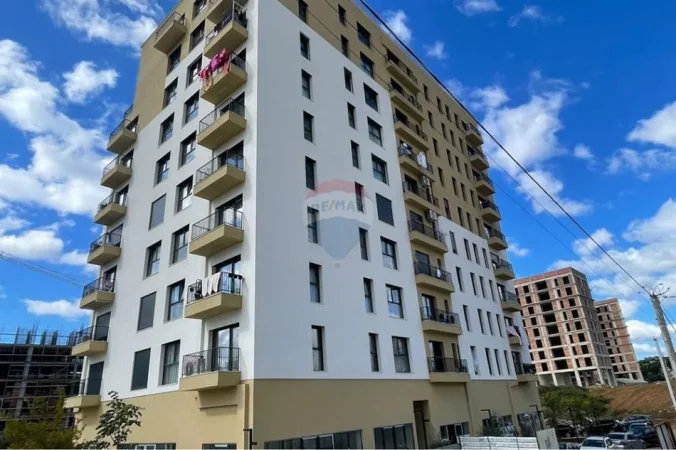 Tirane, jepet me qera apartament , 55 m² 450 € (Residenca Kinoblock - Rruga Kokonozeve, Tiranë)