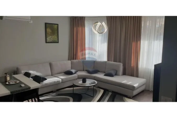 Tirane, jepet me qera apartament , 65 m² 470 € (Rr.Besa)