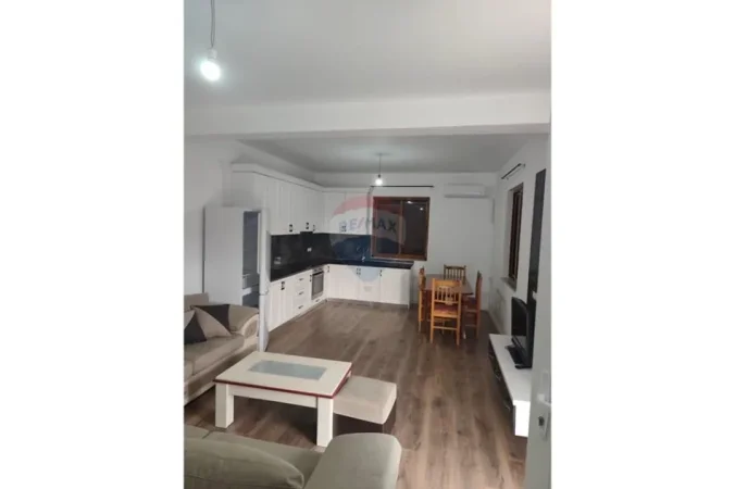 Tirane, jepet me qera apartament , 114 m² 520 € (Linzë, Tiranë)