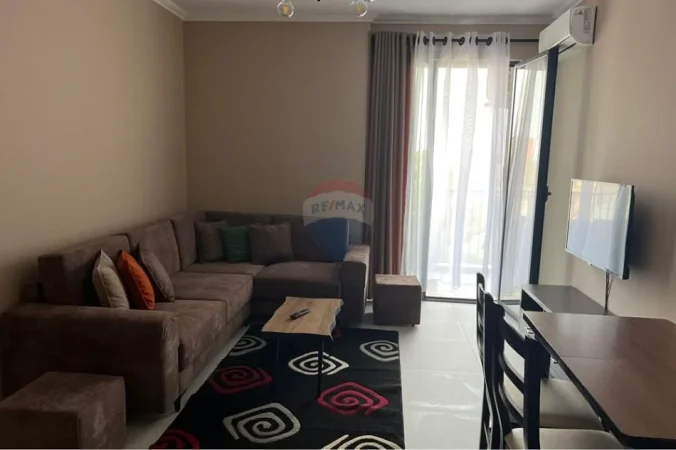 Tirane, jepet me qera apartament , 74 m² 500 € (Rruga Kongresi I Manastirit, Tiranë)