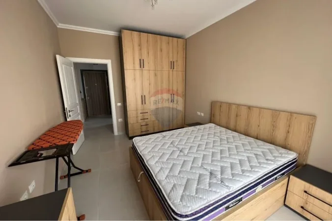Tirane, jepet me qera apartament , 74 m² 500 € (Rruga Kongresi I Manastirit, Tiranë)