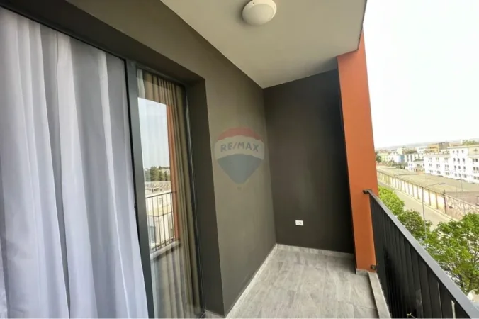 Tirane, jepet me qera apartament , 74 m² 500 € (Rruga Kongresi I Manastirit, Tiranë)