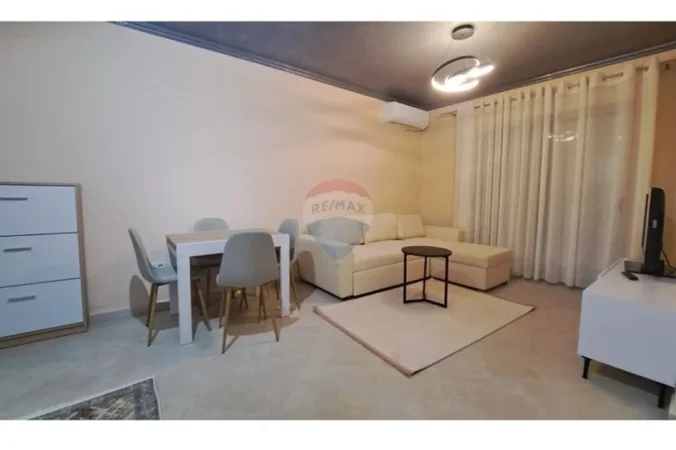 Tirane, jepet me qera apartament , 81 m² 650 € (Rruga Haxhi Hysendalliu, Tiranë)