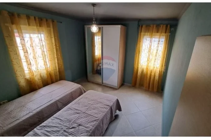 Tirane, jepet me qera apartament , 81 m² 650 € (Rruga Haxhi Hysendalliu, Tiranë)