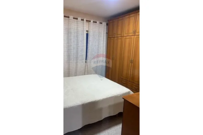 Tirane, jepet me qera apartament , 90 m² 571 € (Laprakë)