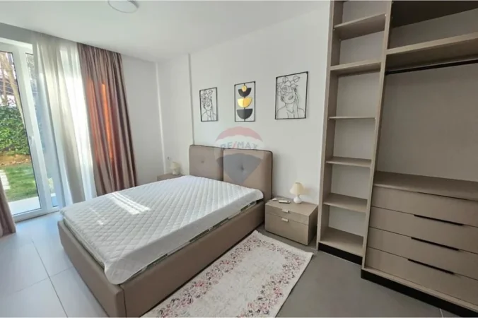 Tirane, jepet me qera apartament , 100 m² 1.199 € 