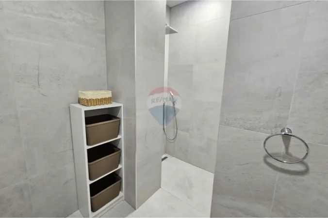 Tirane, jepet me qera apartament , 100 m² 1.199 € 