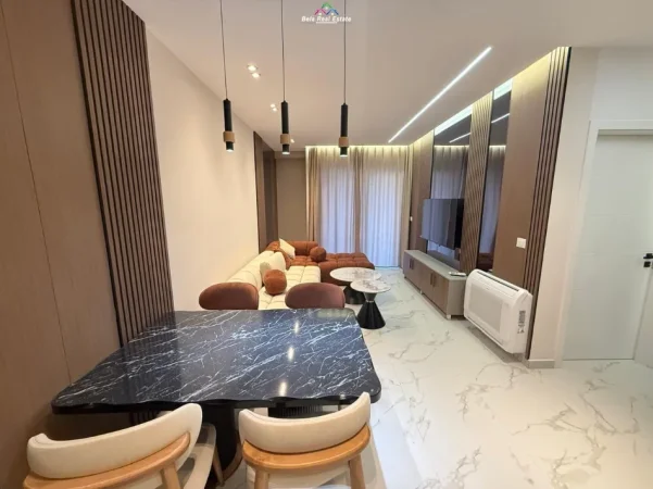 Tirane, jepet me qera apartament 1+1+Ballkon Kati 5, 75 m² 800 € (Rruga Dritan Hoxha)
