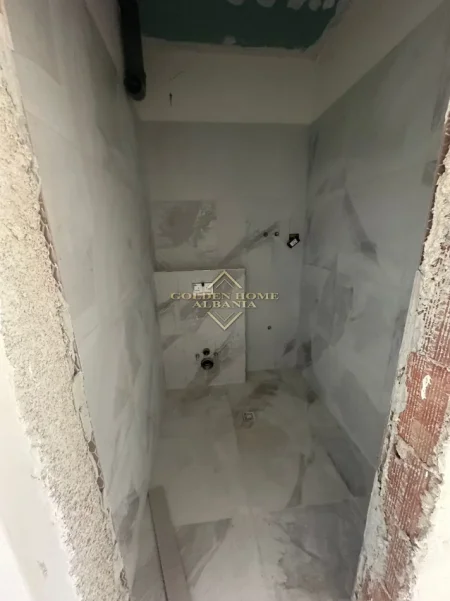 Tirane, shitet ambjent biznesi , 38 m² 152.000 € 