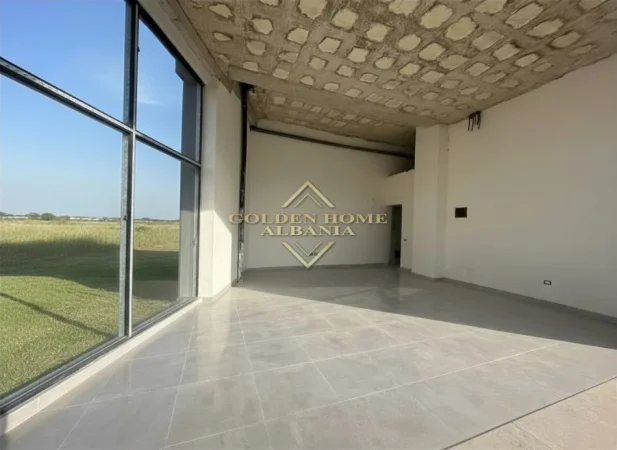 Tirane, shitet ambjent biznesi , 38 m² 152.000 € 