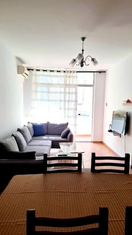 🏠 Jepet me Qira Apartament 2+1 tek Kika 1, Komuna e Parisit