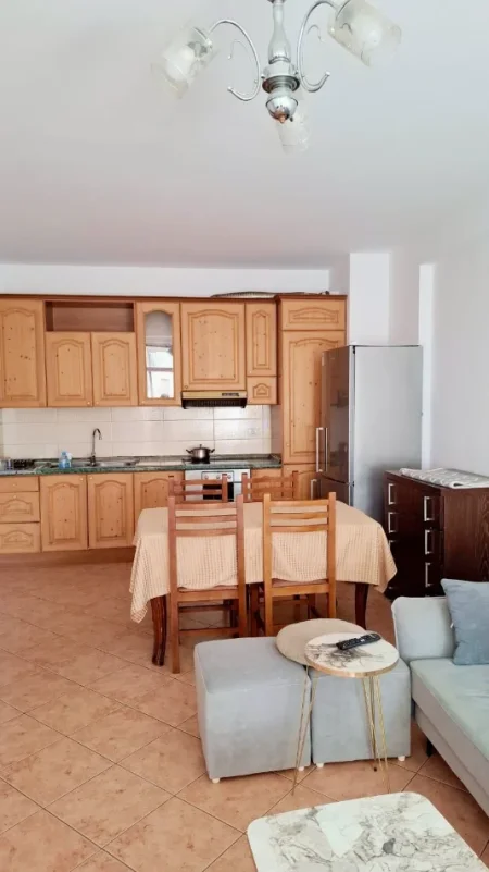 🏠 Jepet me Qira Apartament 2+1 tek Kika 1, Komuna e Parisit