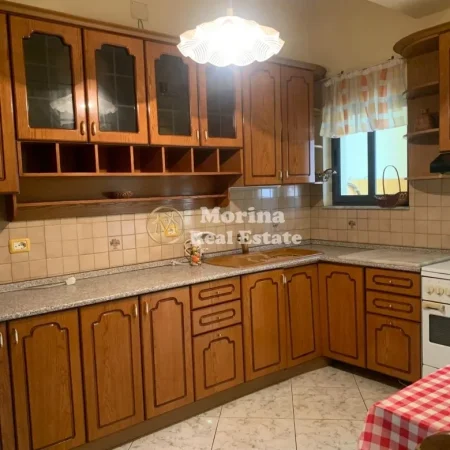 Tirane, jepet me qera shtepi 1+1 Kati 2, 150 m² 500 € (Kodra e Priftit)