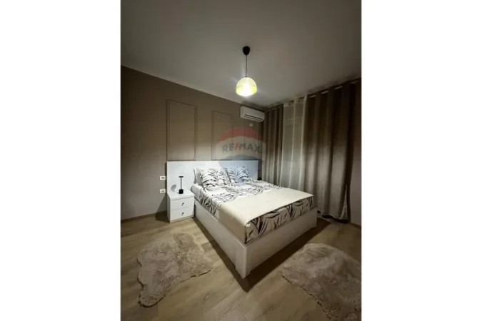 Tirane, jepet me qera apartament 2+1 , 100 m² 700 € (Liqeni i Thate)