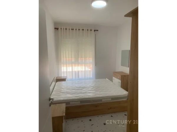 Tirane, jepet me qera apartament 1+1 , 60 m² 500 € 
