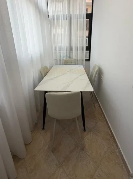 Qera, Apartament 1+1, Komuna e Parisit